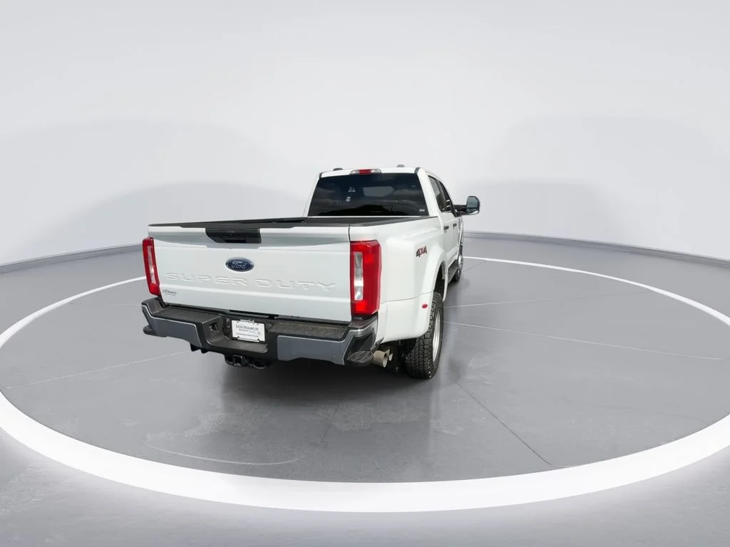 Used 2024 White Ford XLT image 8