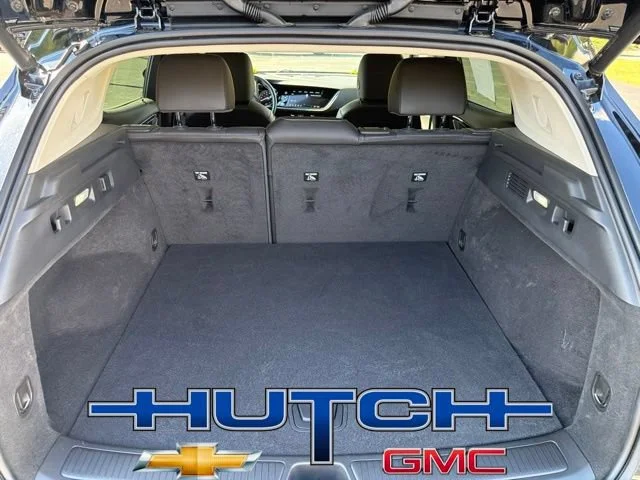Used 2023 Ebony Twilight Metallic Buick Essence image 17