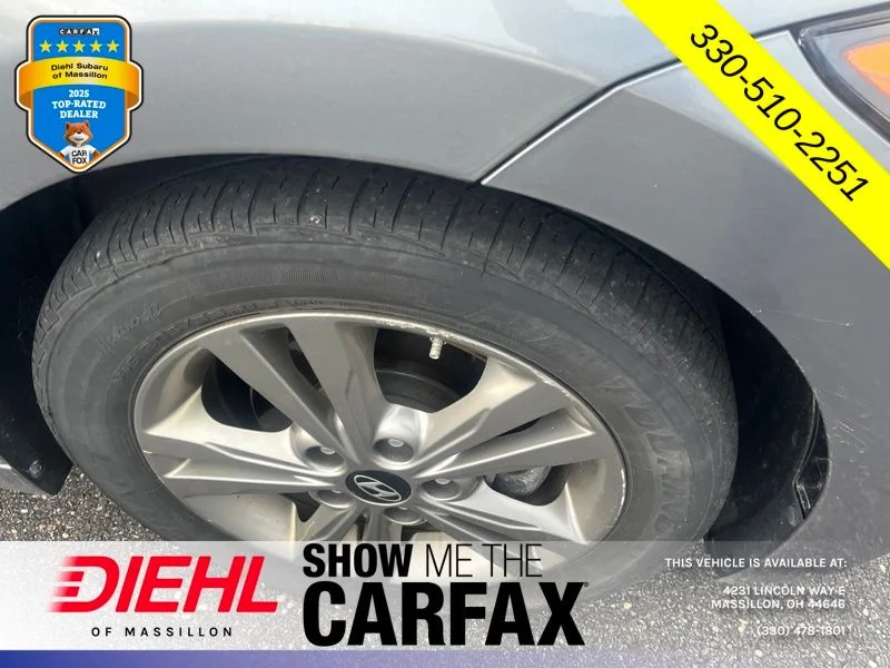 Used 2017 Gray Hyundai SE image 9