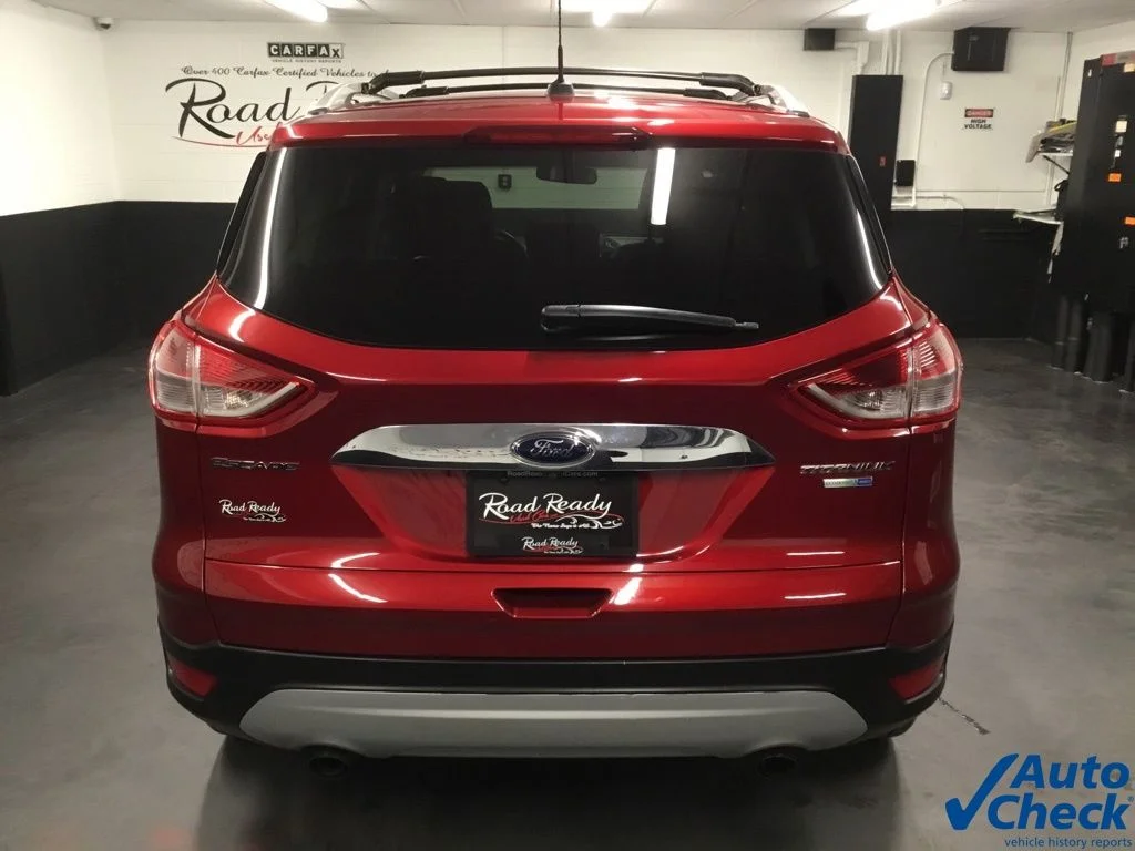 Used 2014 Red Ford Titanium image 9