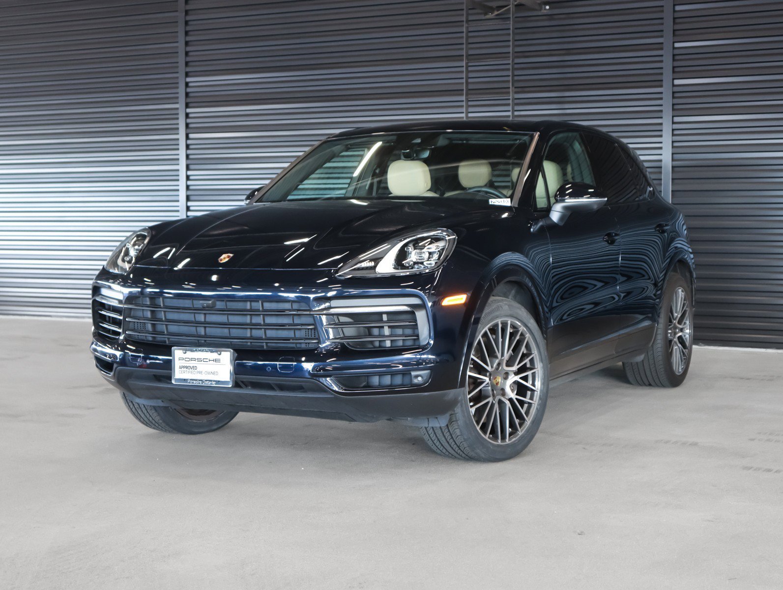2023 Porsche Cayenne Base