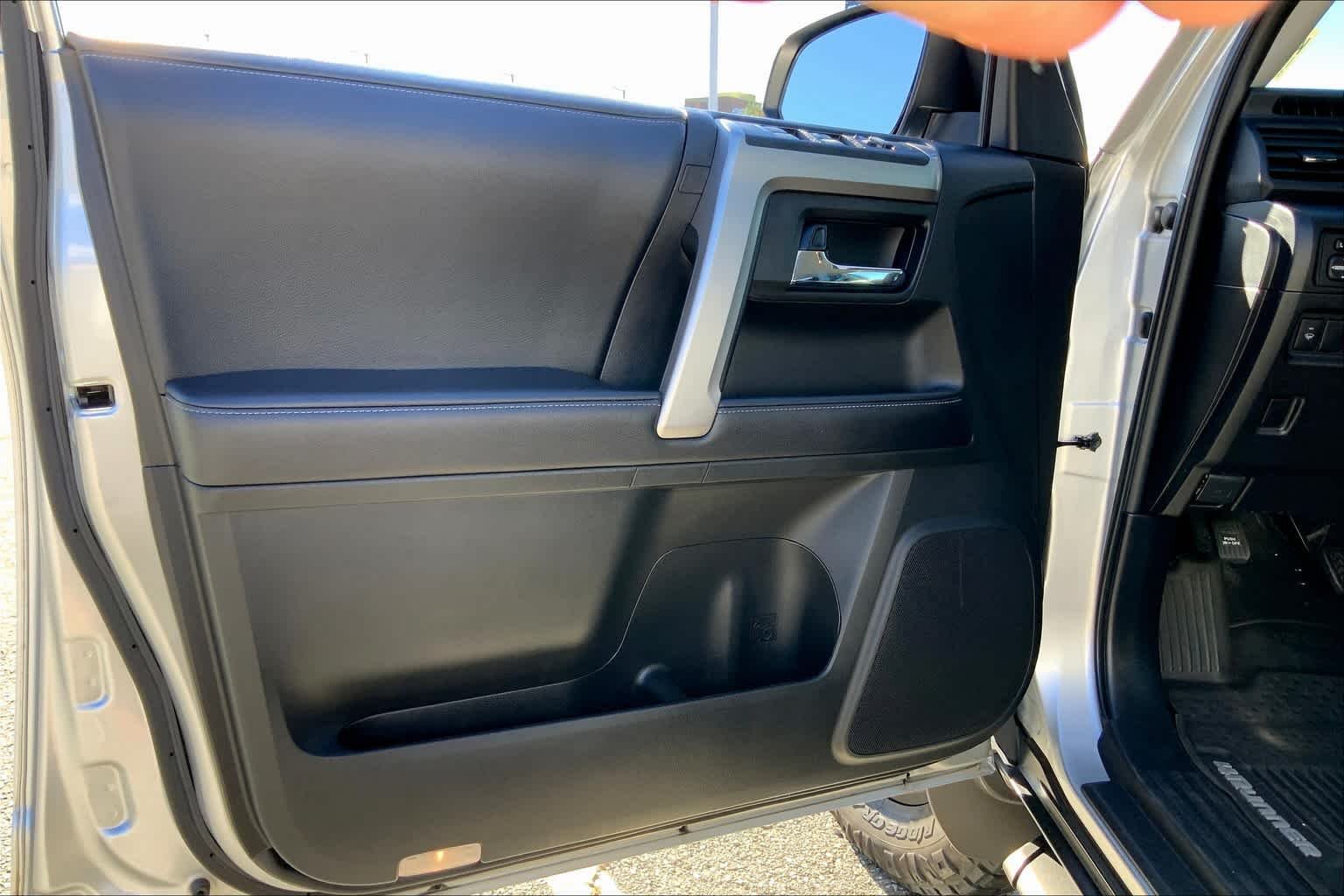 Used 2019 Classic Silver Metallic Toyota SR5 image 21