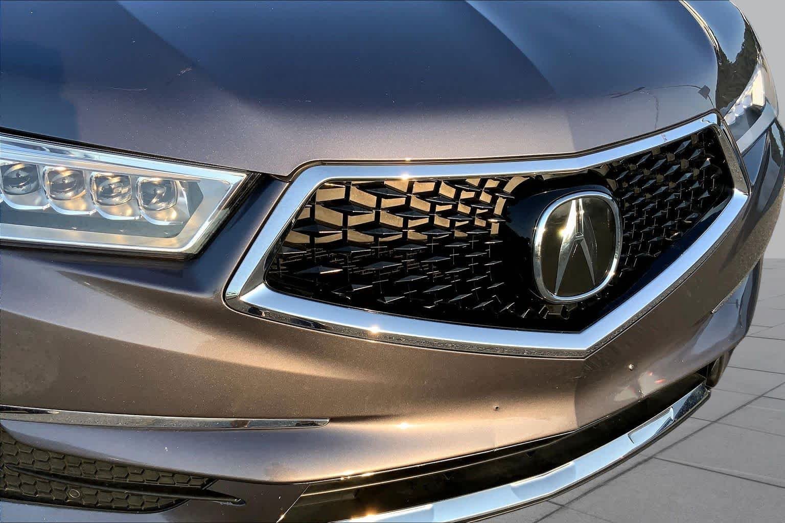 Used 2020 Modern Steel Metallic Acura  image 27