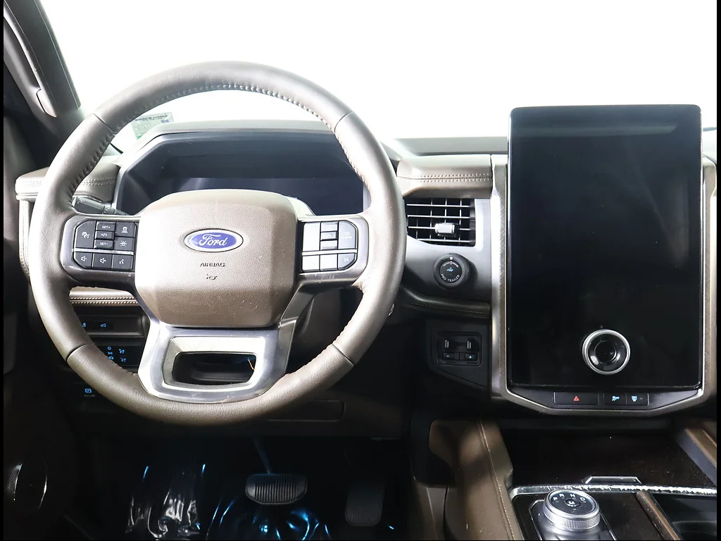 Used 2023 Infinite Blue Metallic Tinted Clearcoat Ford King Ranch image 8