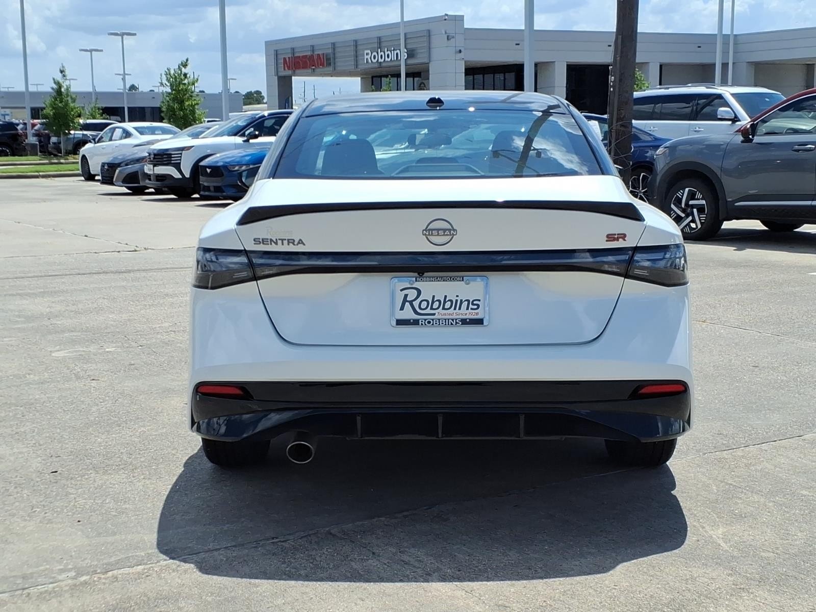 2026 Nissan Sentra SR White at Robbins Nissan