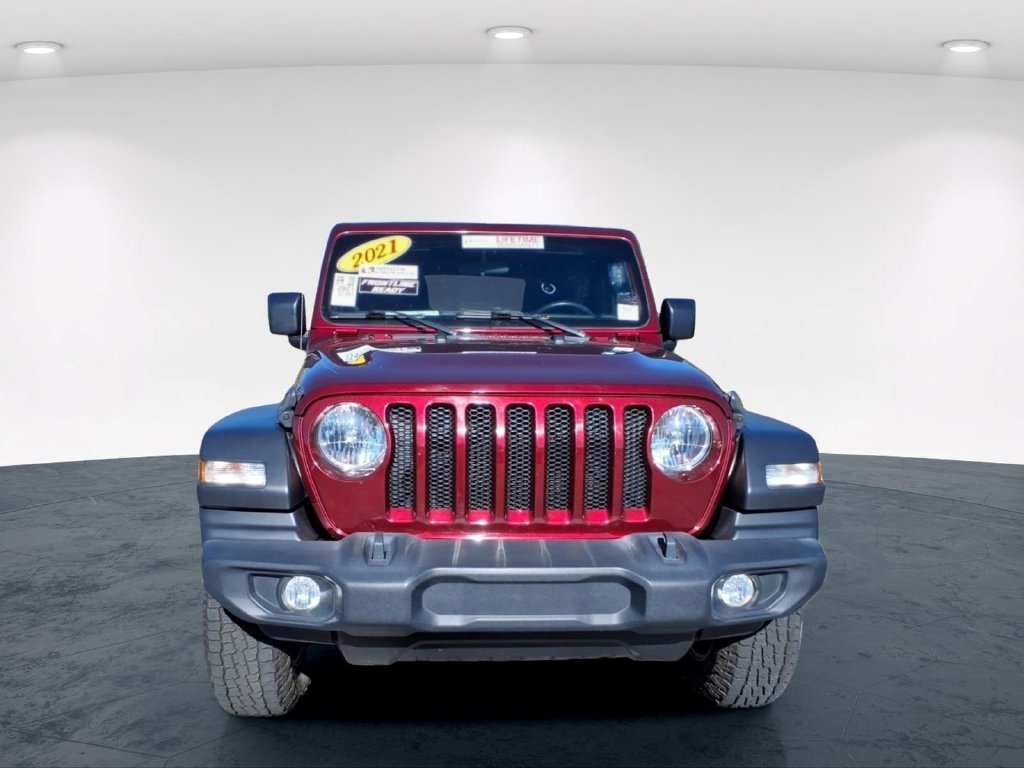 Used 2021 Red Jeep Sport S image 8