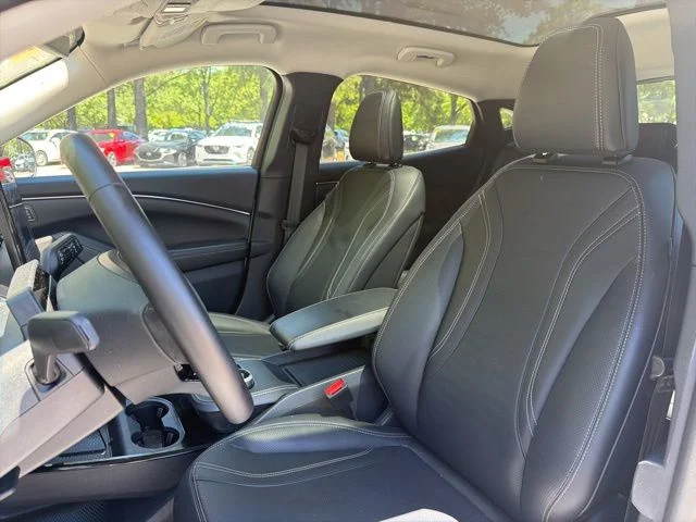 Used 2023 White Ford Premium image 10