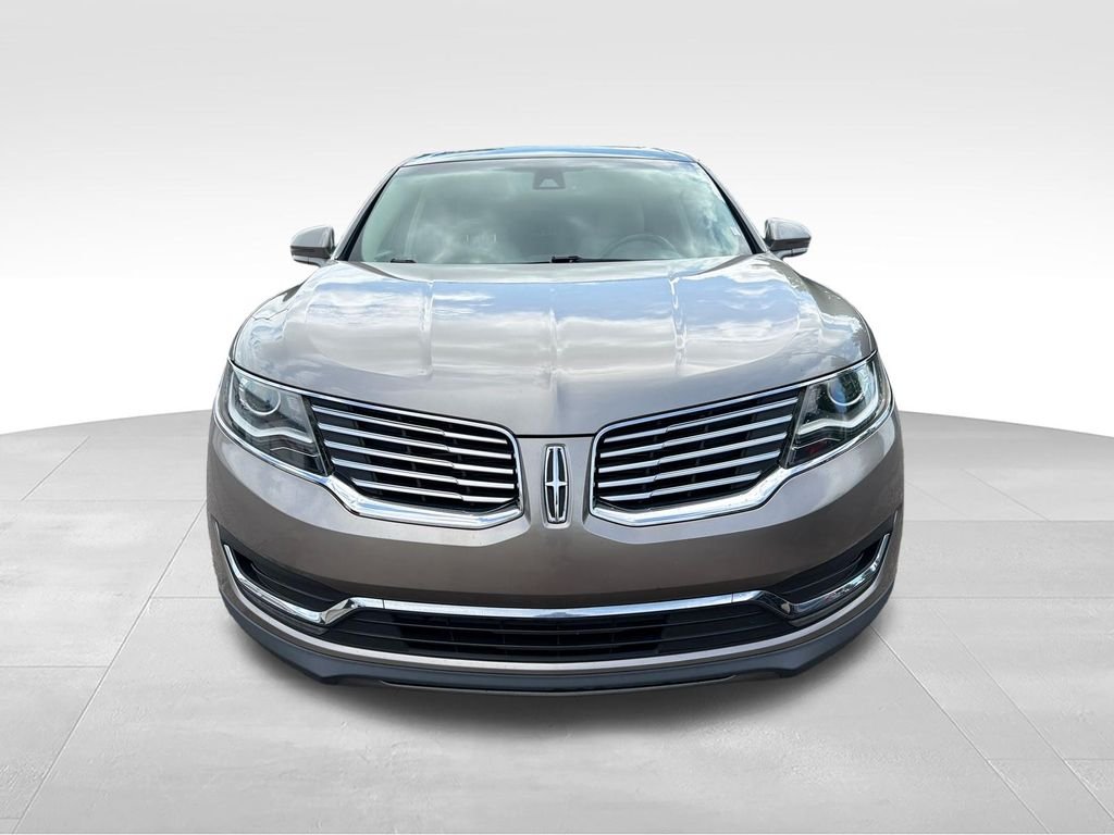 Used 2018 Brown Lincoln Reserve image 8