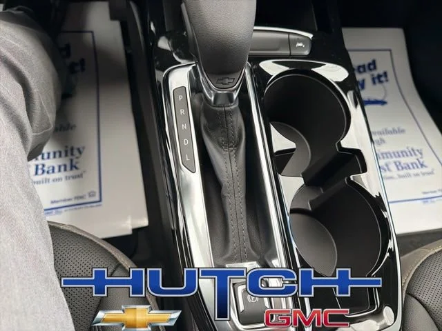 New 2026 Mosaic Black Metallic Chevrolet ACTIV image 31