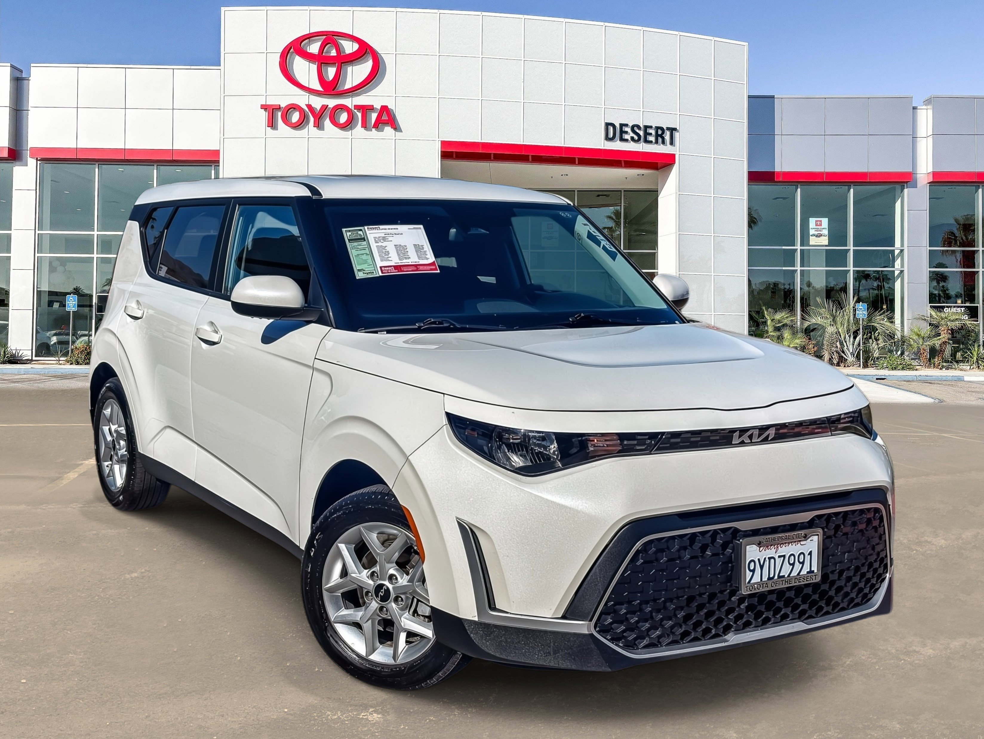 2025 Kia Soul 2.0L LX IVT's photo