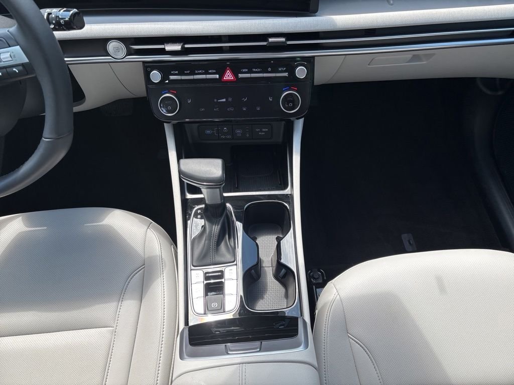Certified Used 2025 Silver Hyundai SEL Convenience image 17
