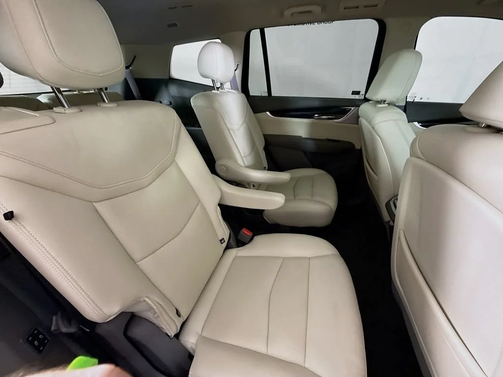 Used 2023 Wilder Metallic Cadillac Premium Luxury image 30
