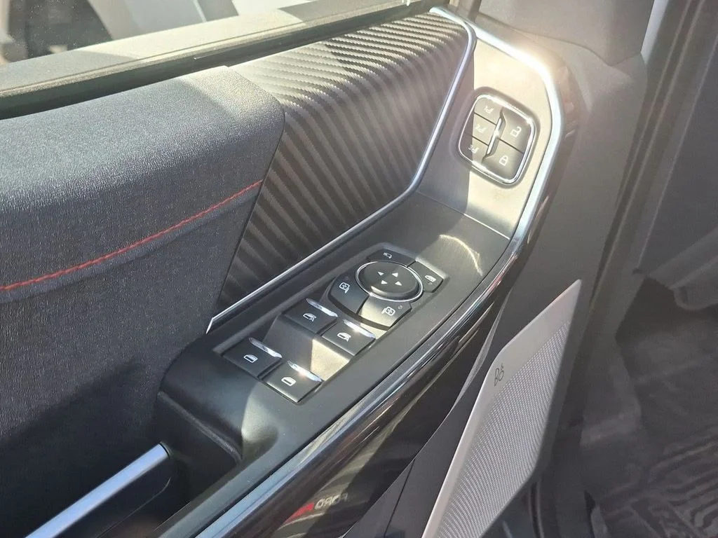 Used 2023 Avalanche Ford Raptor image 10