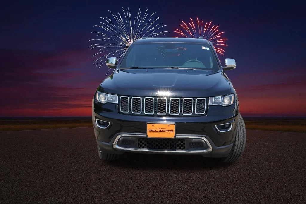 Certified Used 2018 Diamond Black Crystal Pearlcoat Jeep Limited image 12