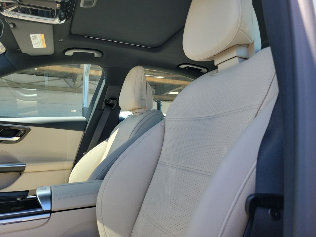 New 2026 Polar White Mercedes-Benz C 300 image 21