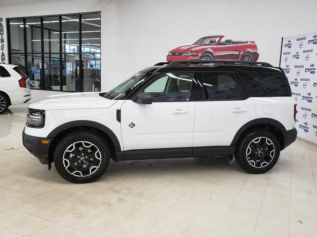 New 2026 Oxford White Ford Outer Banks® image 4