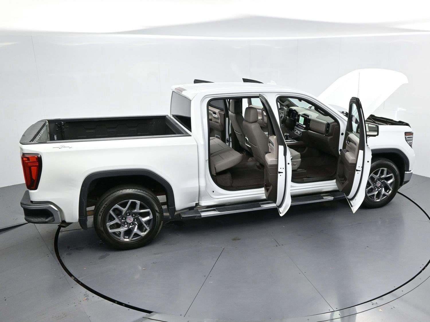 Used 2022 Summit White GMC SLT image 40