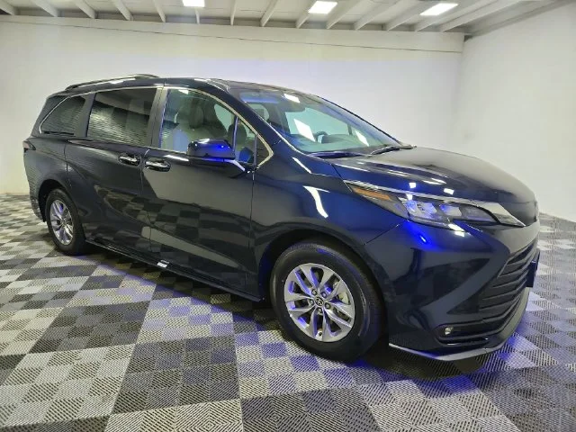 Used 2026 Blue Toyota XLE image 8