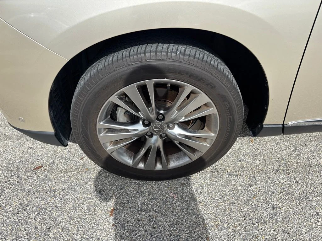 Used 2014 Beige Lexus 350 image 11