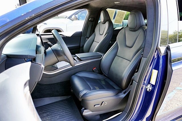 Used 2023 Blue Tesla Base image 15