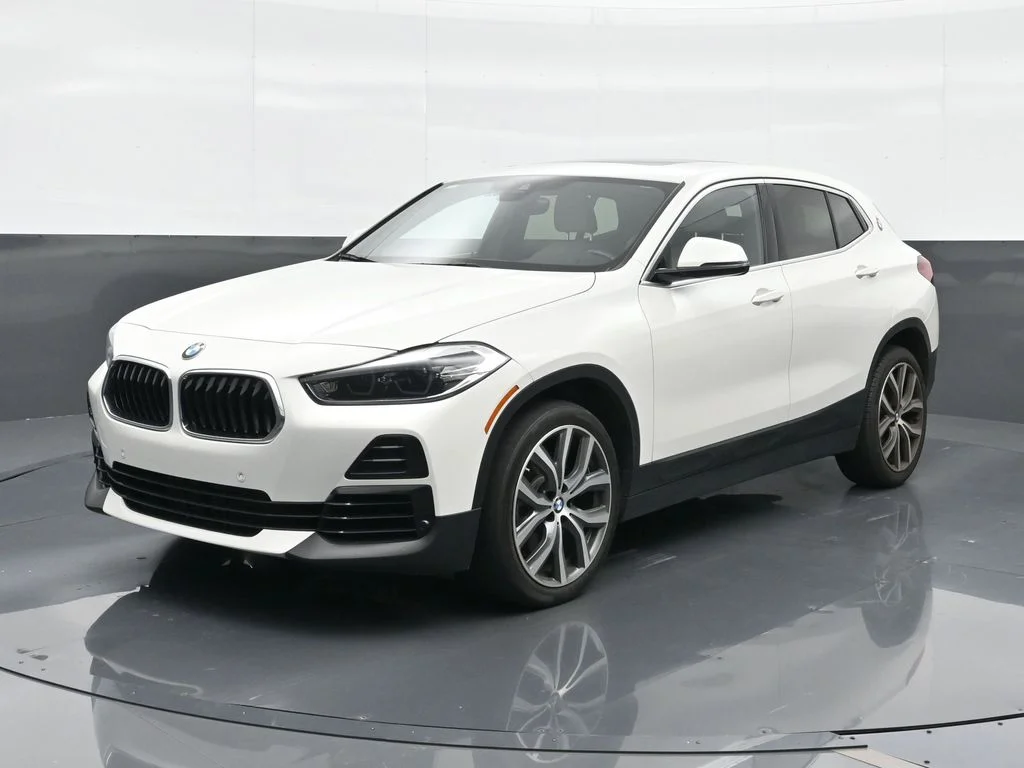 2021 BMW X2 sDrive28i's photo