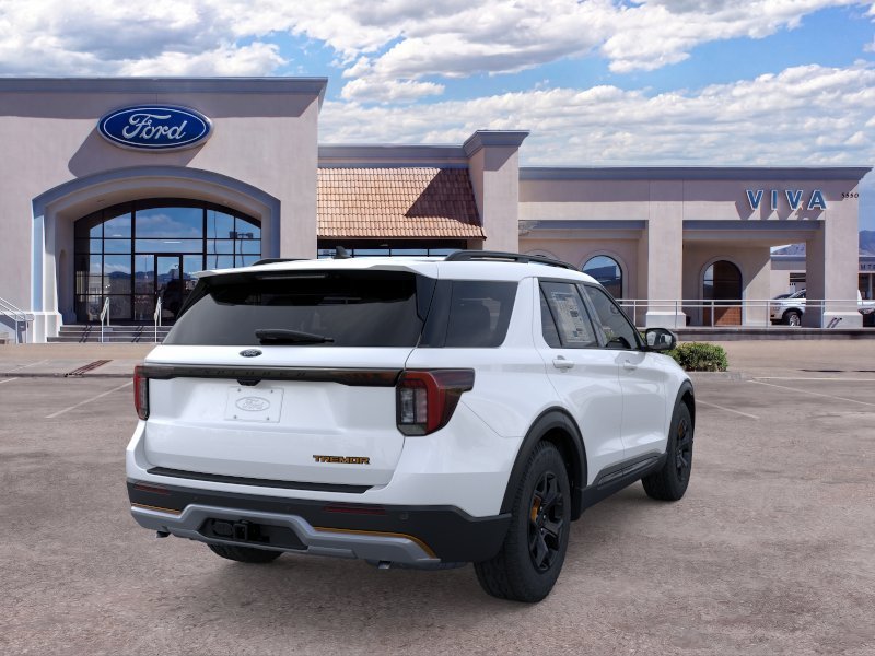 New 2026 Star White Metallic Tri-Coat Ford Tremor® image 8