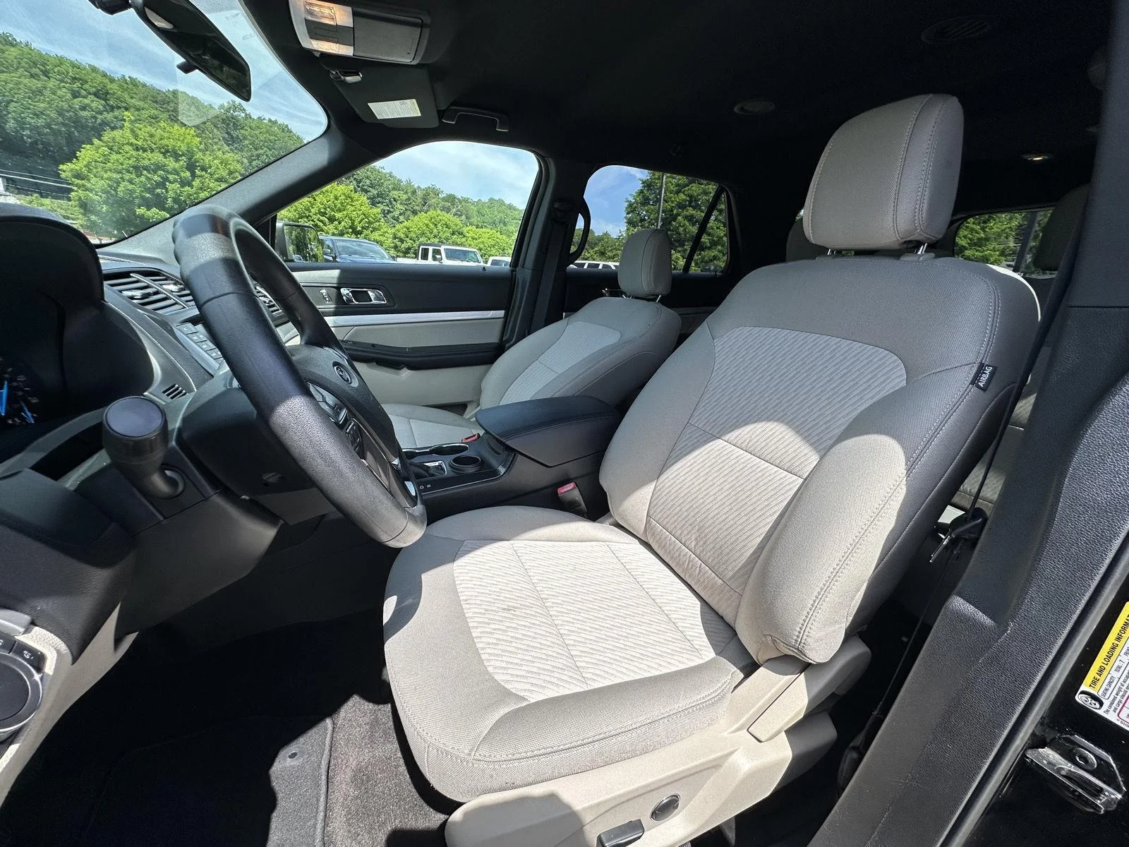 Used 2018 BK Ford Base image 9