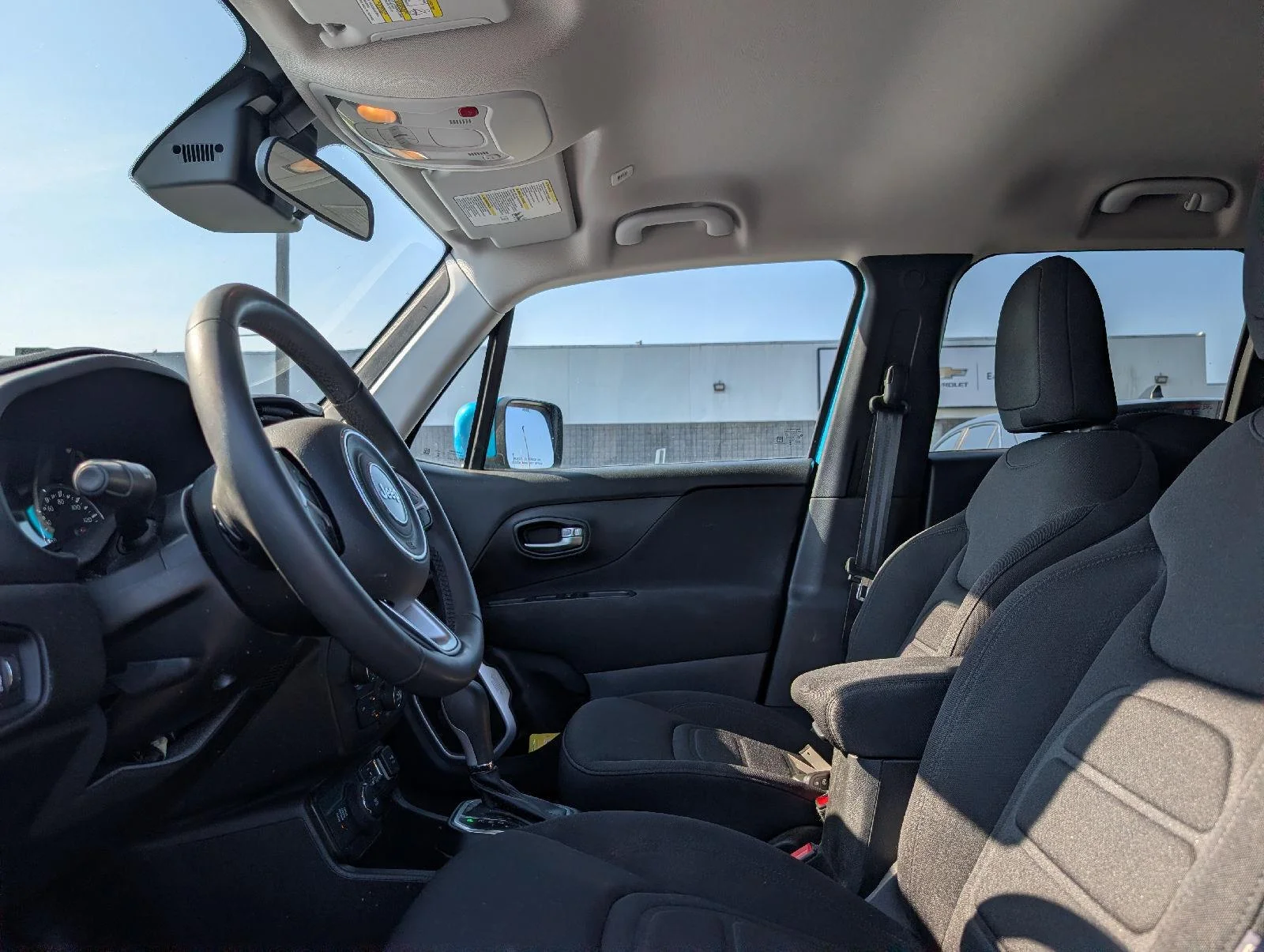 Used 2021 Bl Jeep Latitude image 9