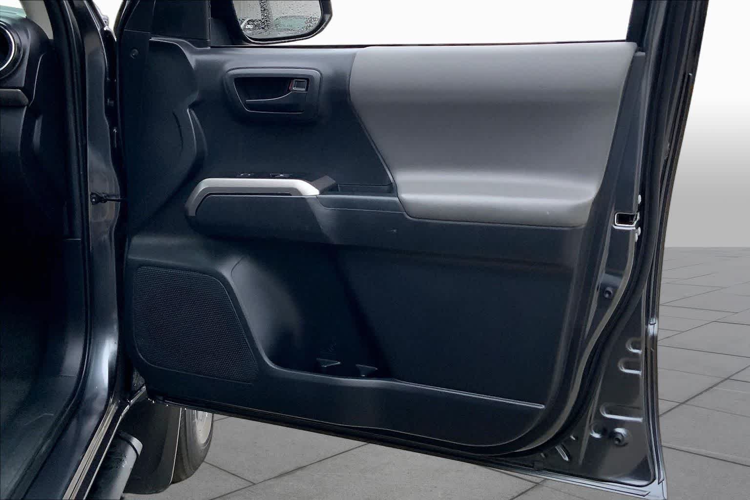 Used 2022 Magnetic Gray Metallic Toyota SR5 image 22