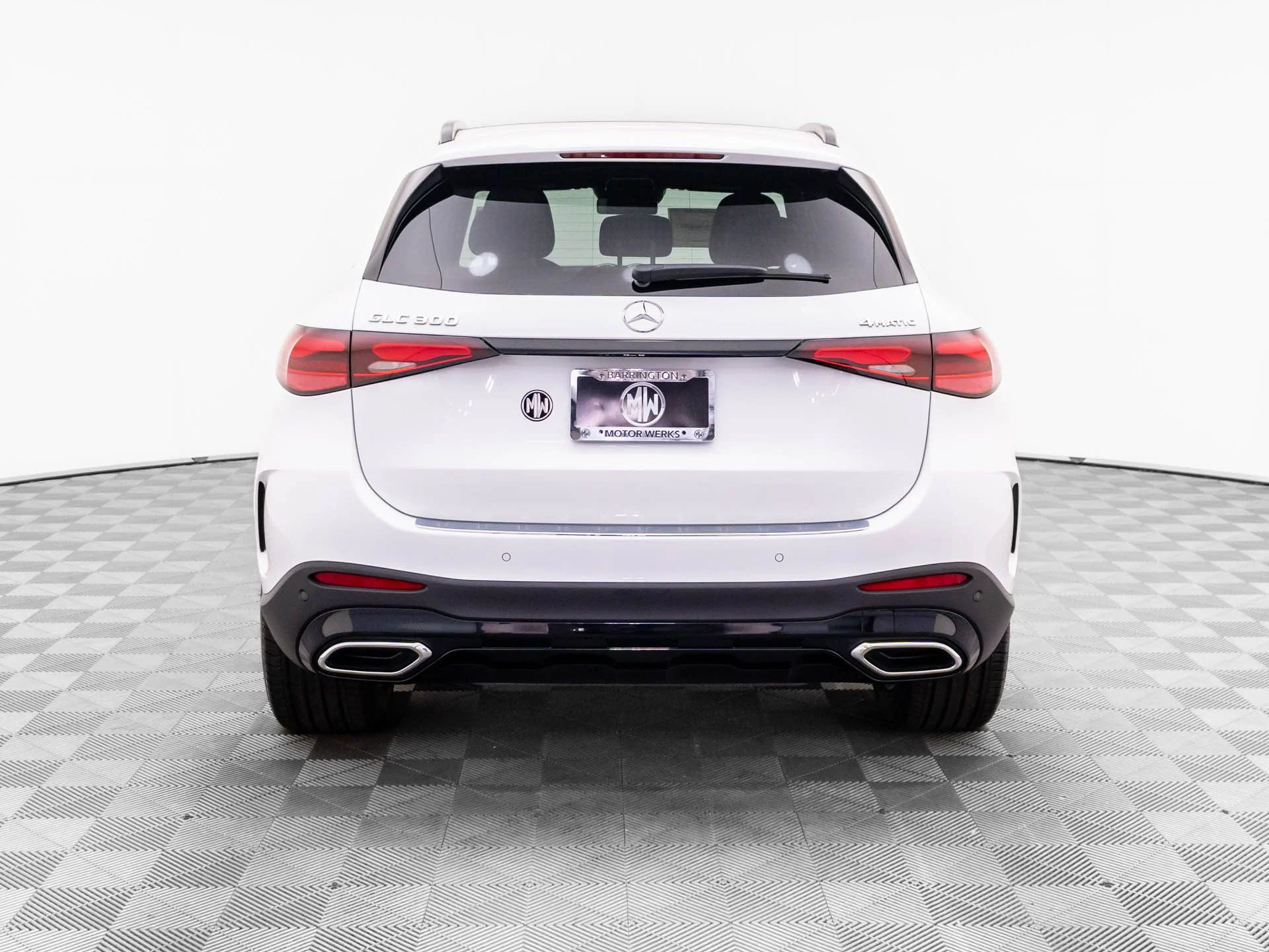 New 2026 White Mercedes-Benz GLC 300 image 4