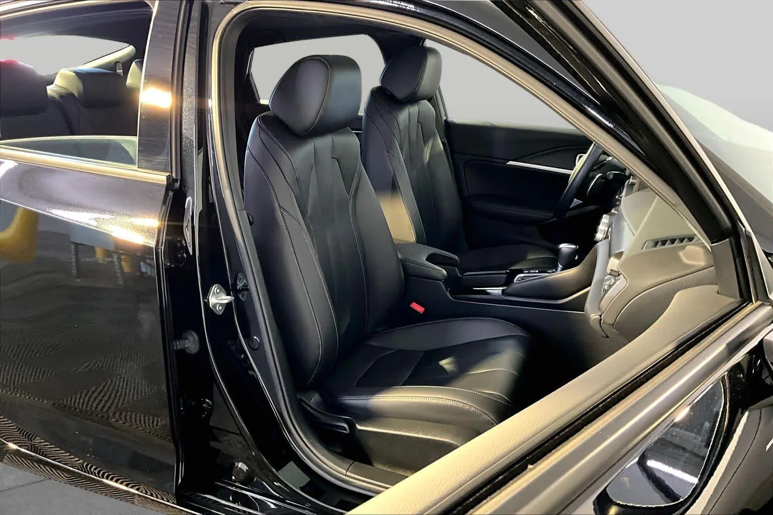 Certified Used 2024 Majestic Black Pearl Acura With A-Spec Package image 8