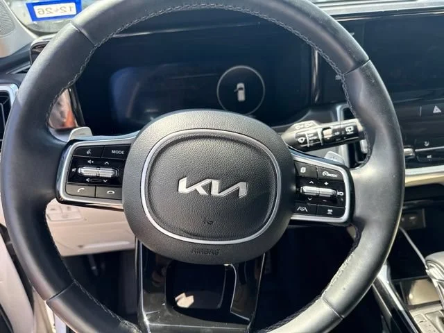 Used 2023 White Kia SX Prestige image 16
