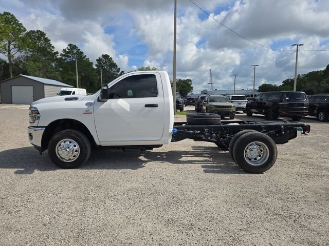 2026 RAM 3500 Chassis Tradesman - Photo 6