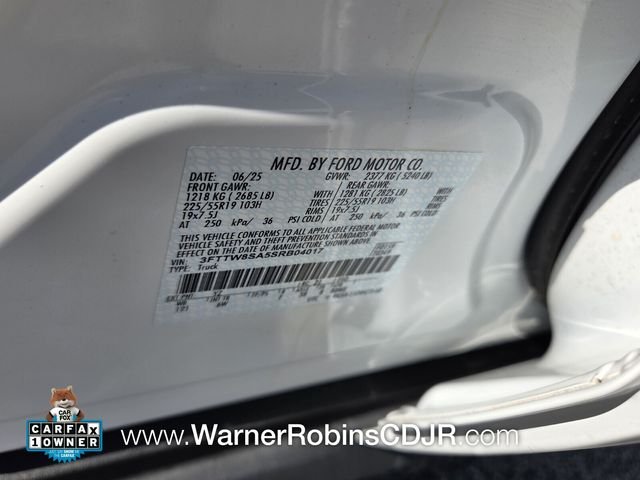 Used 2025 White Ford Lariat image 19