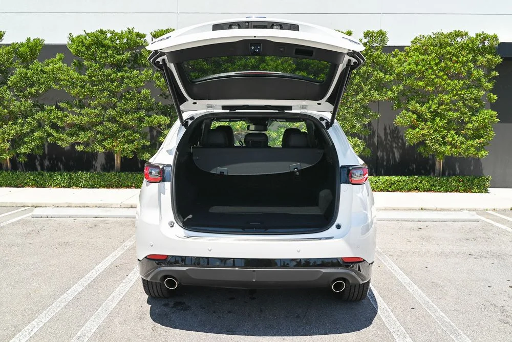 Certified Used 2025 White Mazda 2.5 Turbo Premium image 7