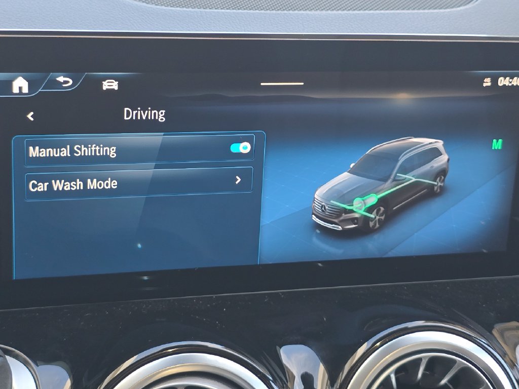 New 2026 Night Black Mercedes-Benz GLB 250 image 18