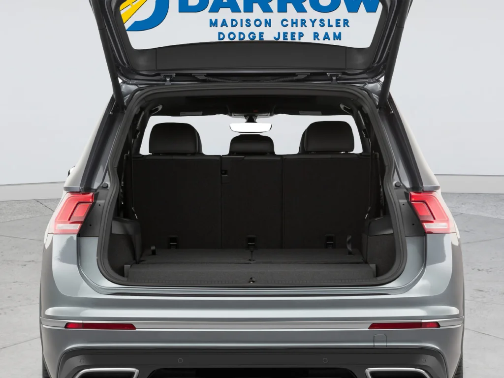 Used 2019  Volkswagen 2.0T SEL R-Line image 14