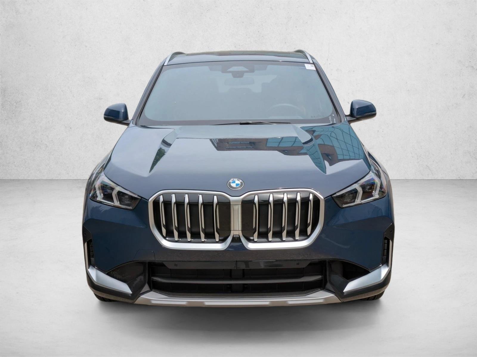 2026 BMW X1 28i - Photo 6