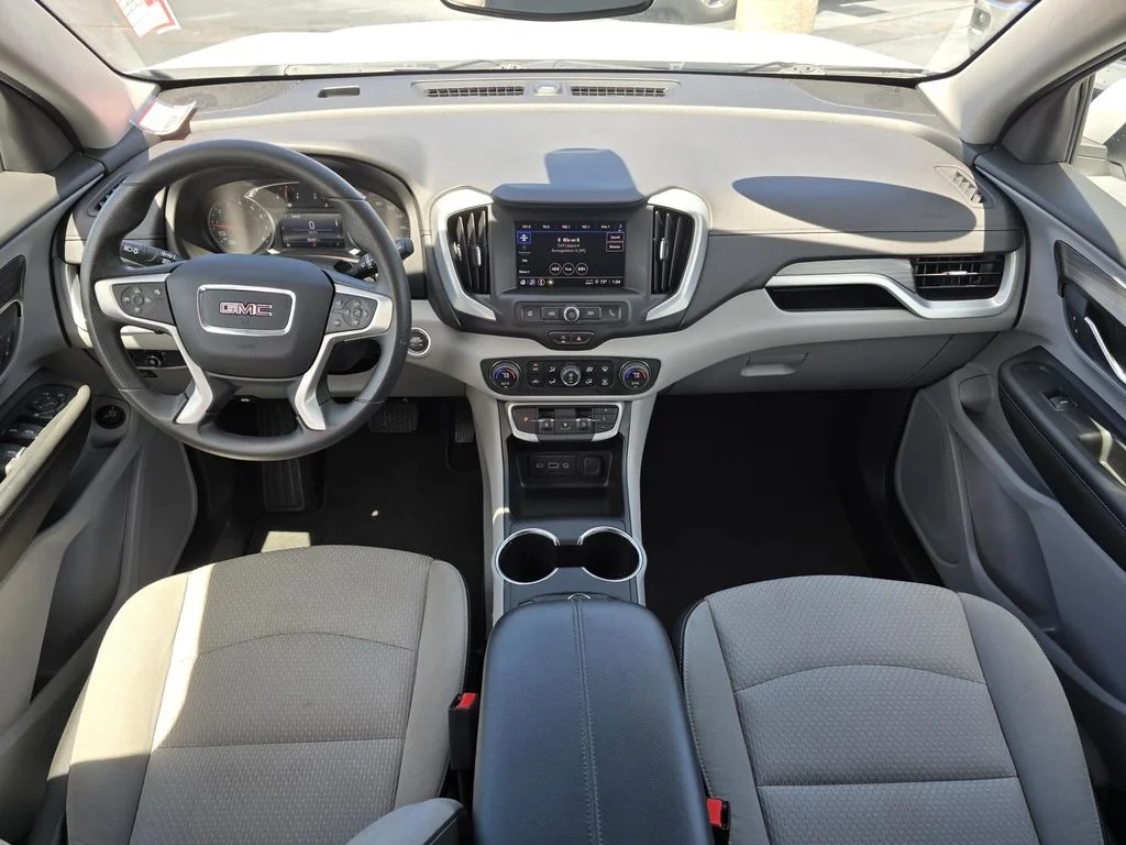 Used 2023 Summit White GMC SLE image 11
