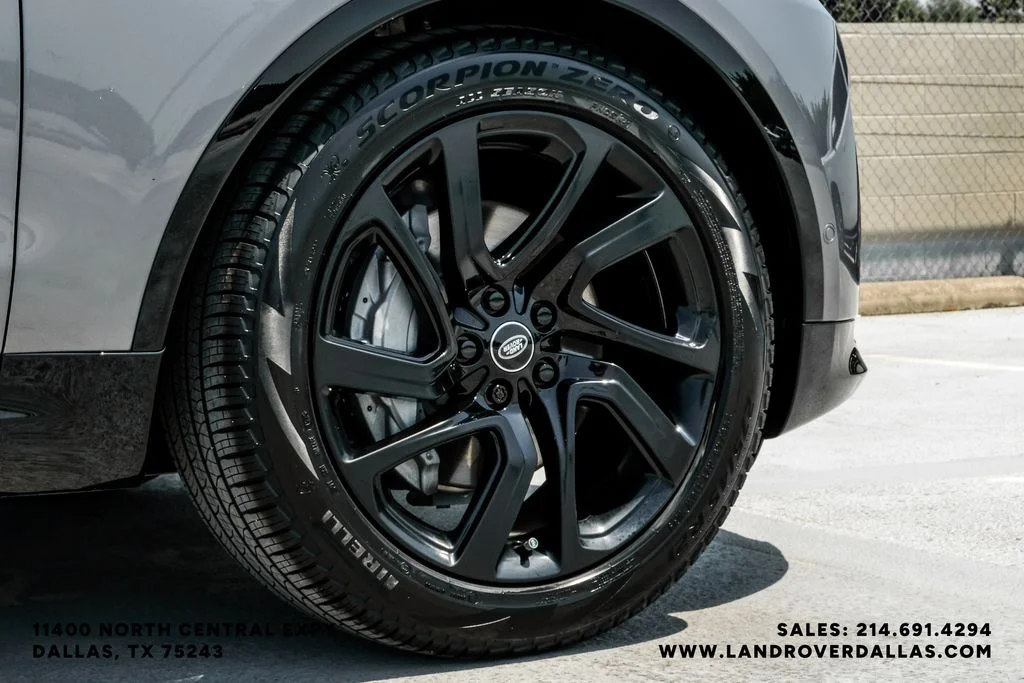 Used 2025 Eiger Gray Metallic Land Rover Dynamic SE image 66
