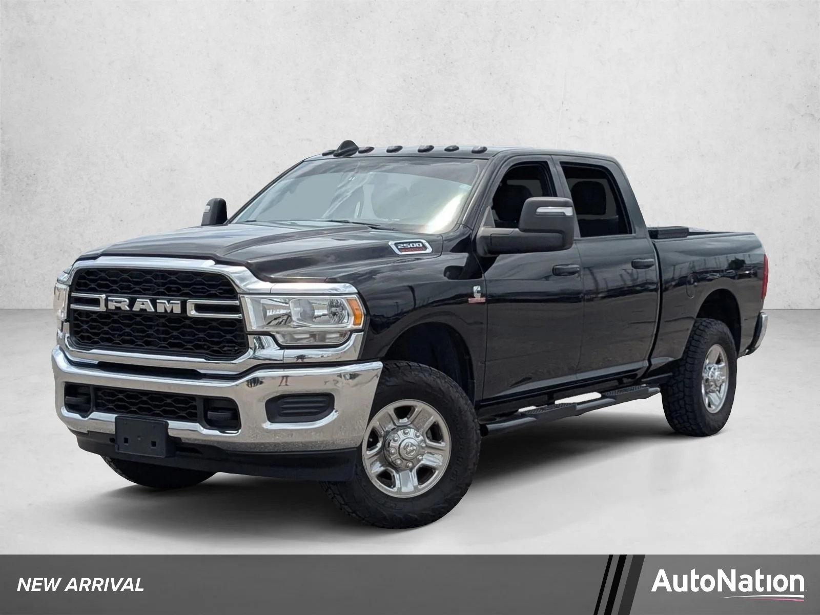 2023 RAM 2500 Tradesman 4X4 Crew Cab SWB's photo