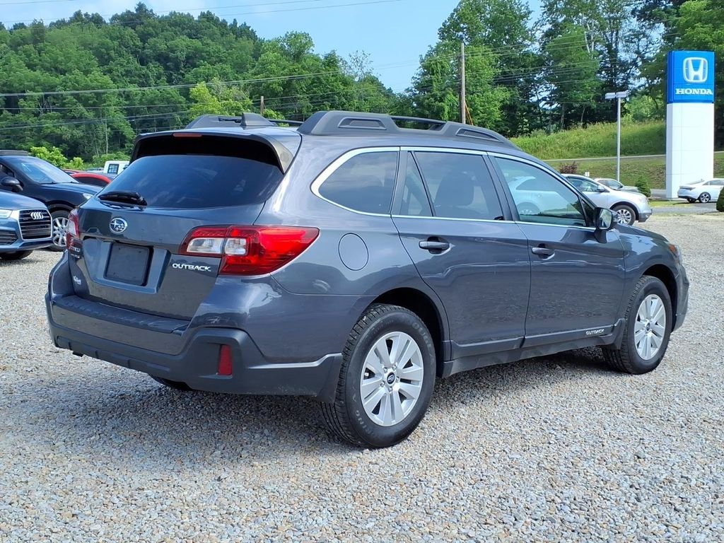 Used 2019 Gray Subaru 2.5i Premium image 7