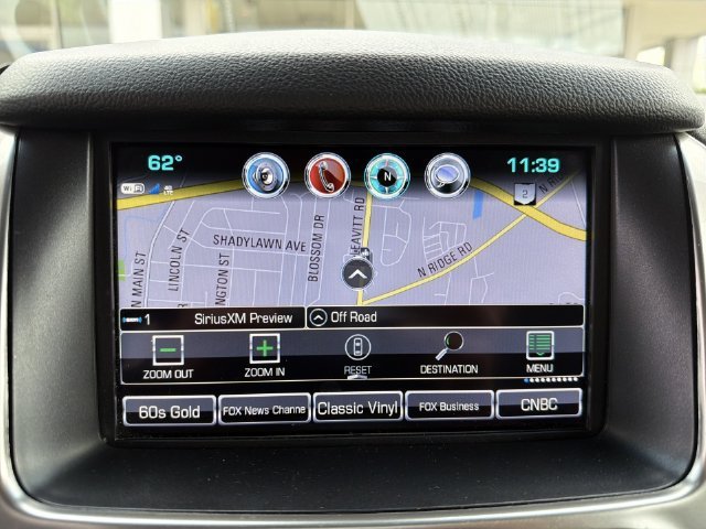 Used 2019 IRIDESCENT PEARL TRICOAT Chevrolet LT image 20