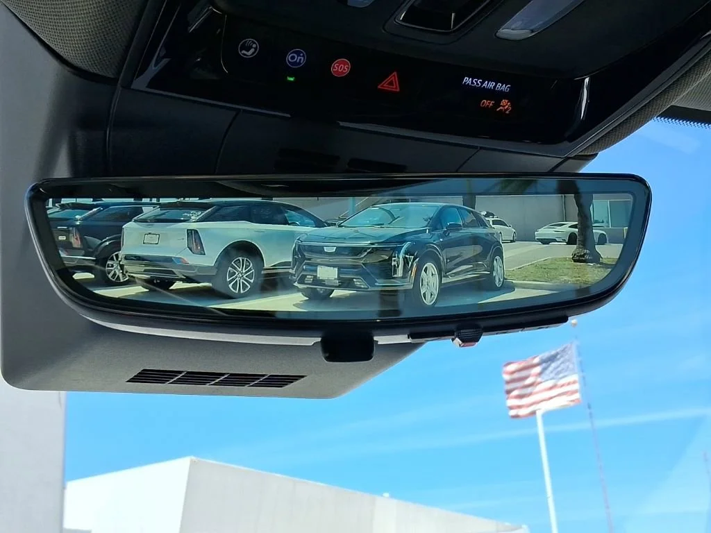 2026 Cadillac OPTIQ Sport - Photo 25