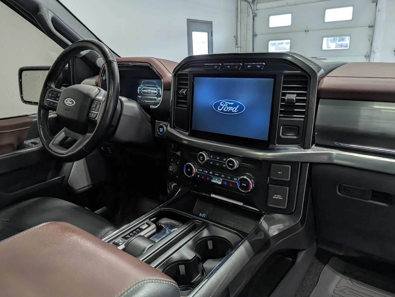 Used 2022 Agate Black Ford LARIAT image 47
