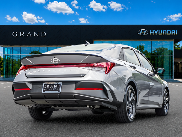 Certified Used 2025 Silver Hyundai SEL Sport image 6
