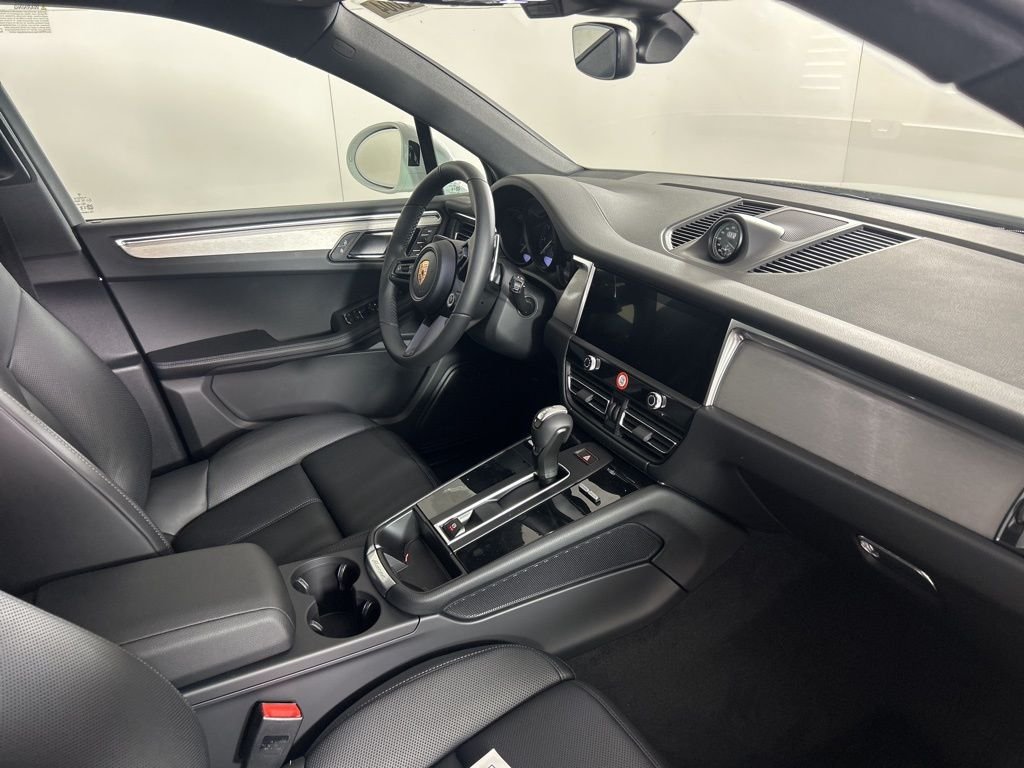 New 2026 White Porsche  image 19