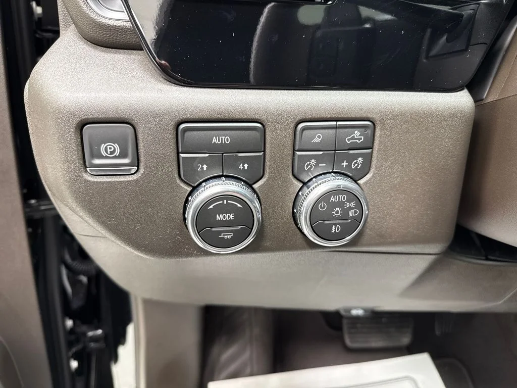 New 2026 Black GMC SLT image 22