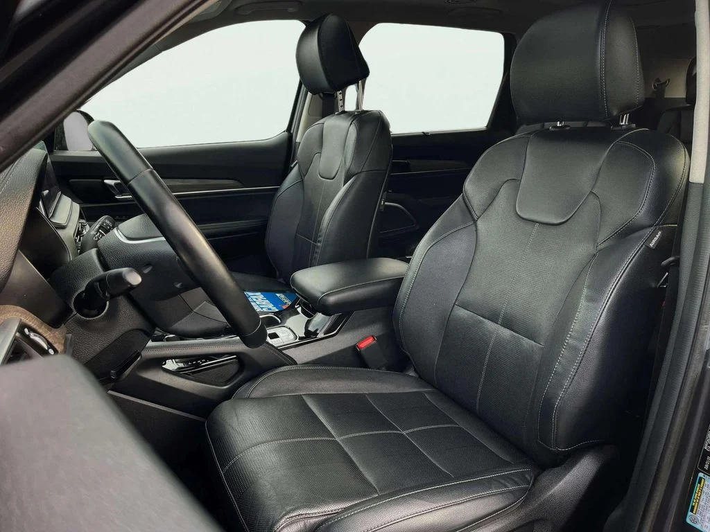 Used 2022 Gravity Gray Kia SX image 29