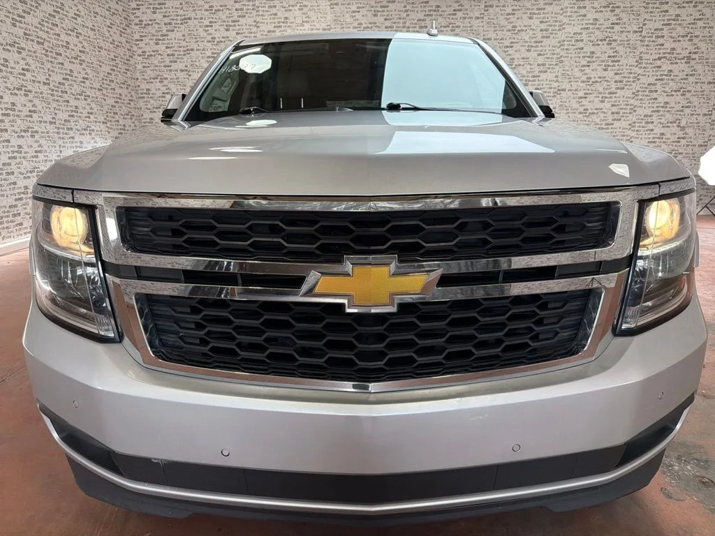 Used 2020 Silver Ice Metallic Chevrolet LT image 2